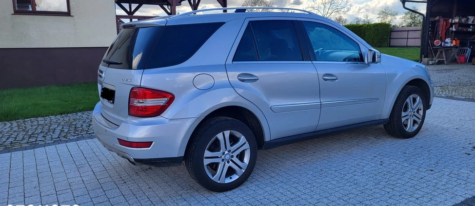 Mercedes-Benz ML cena 51000 przebieg: 268000, rok produkcji 2010 z Resko małe 191